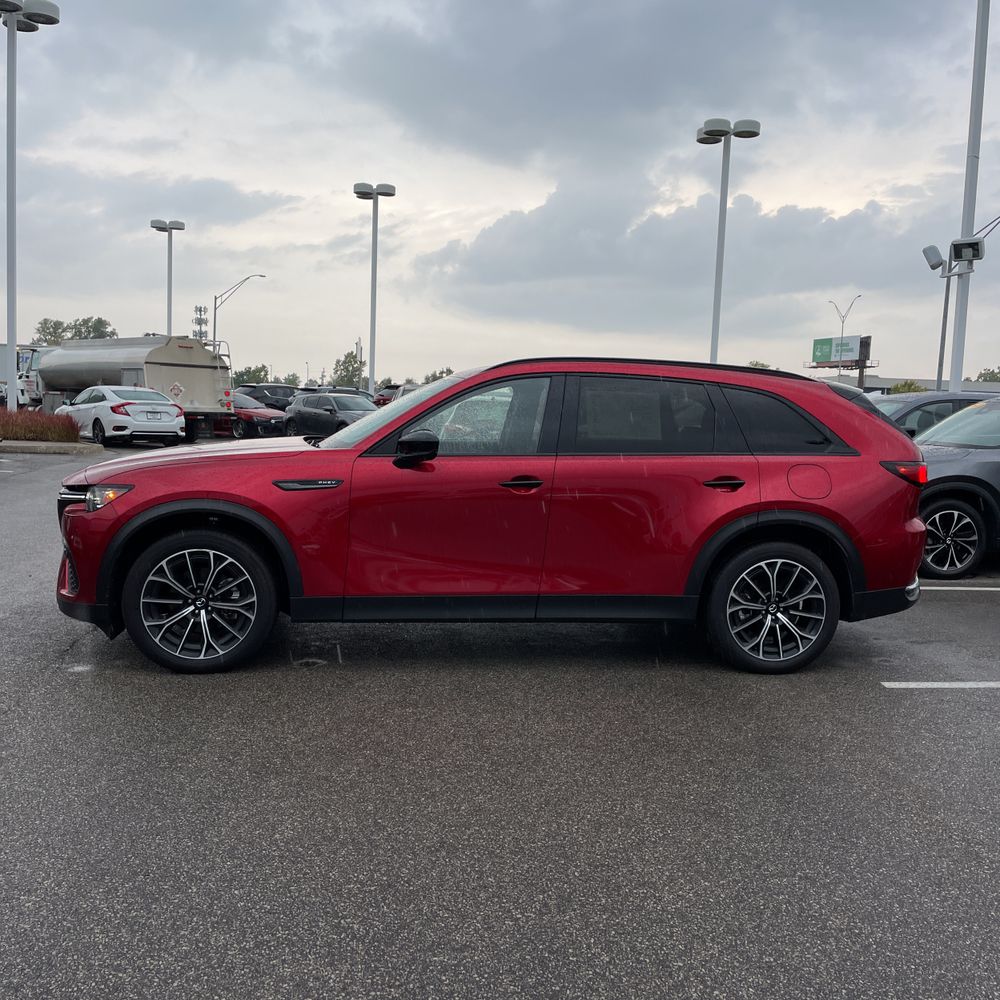 2025 Mazda CX-70 PHEV Premium Plus