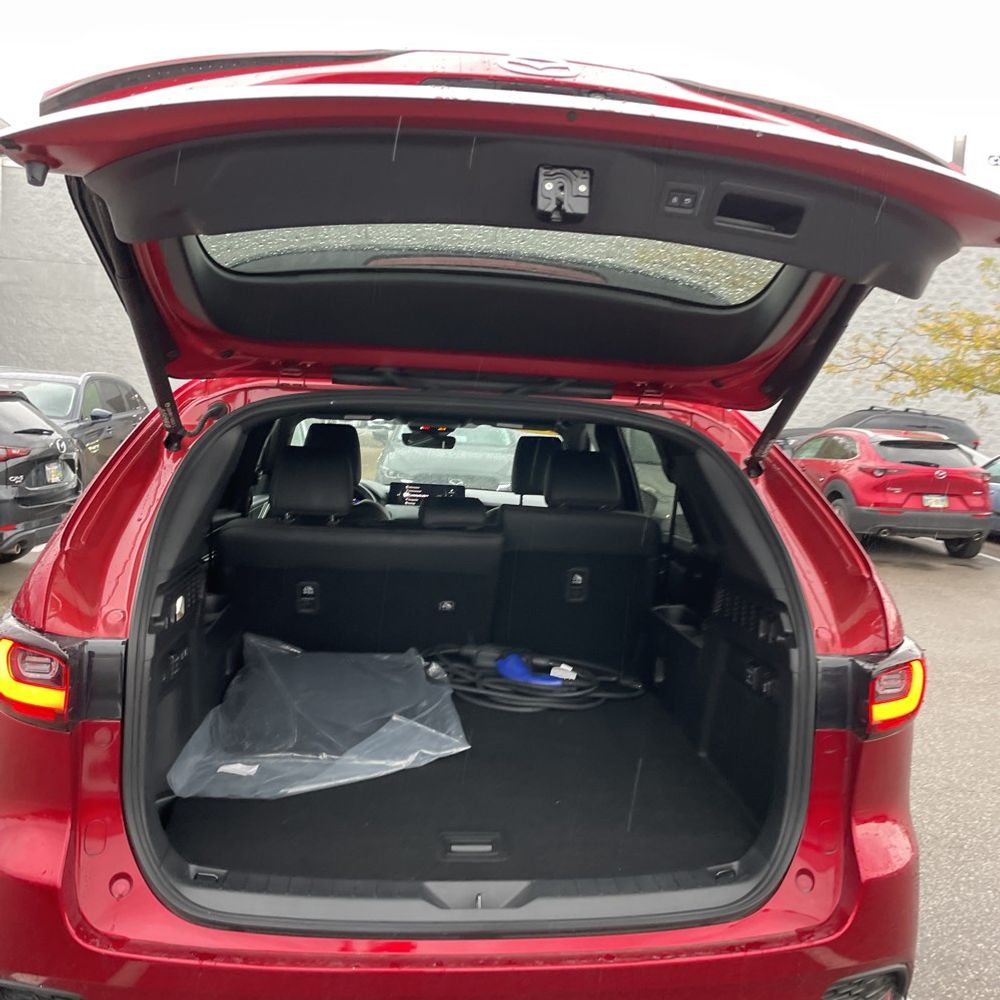 2025 Mazda CX-70 PHEV Premium Plus