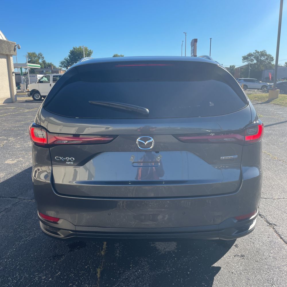 2025 Mazda CX-90 Plug-in Hybrid Preferred