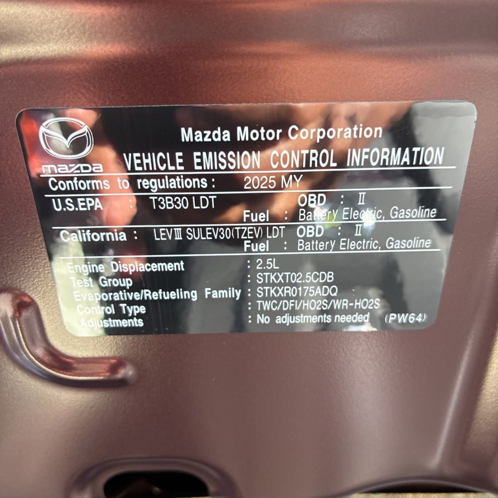 2025 Mazda CX-90 Plug-in Hybrid Premium Sport