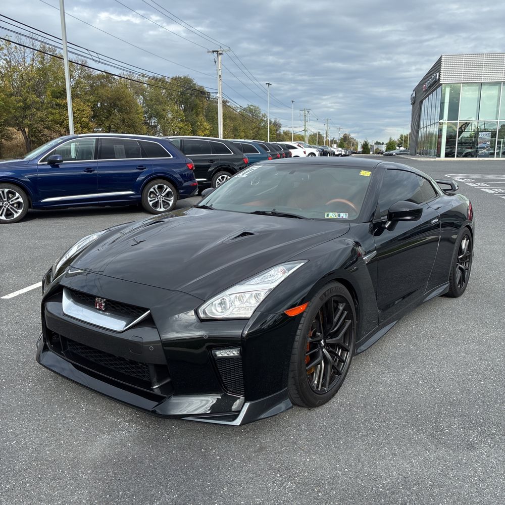 2017 Nissan GT-R Premium