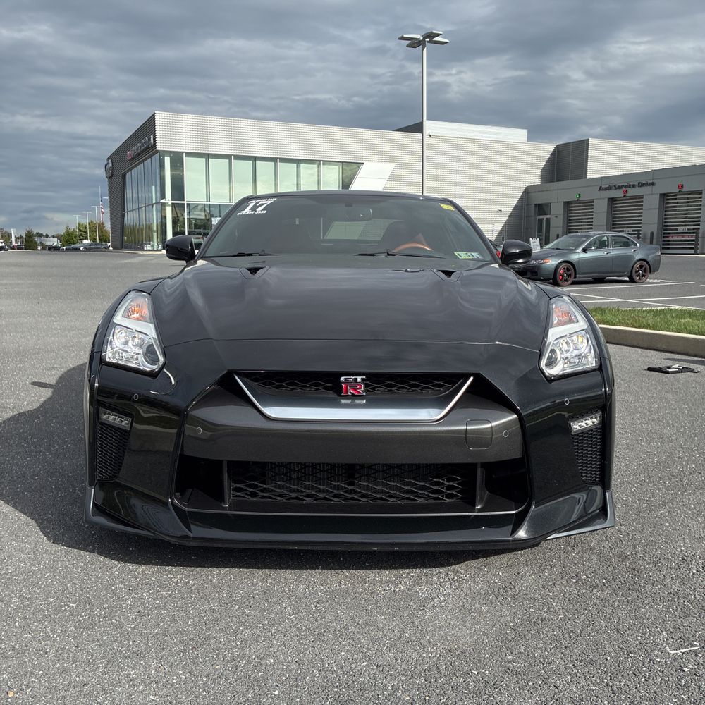 2017 Nissan GT-R Premium