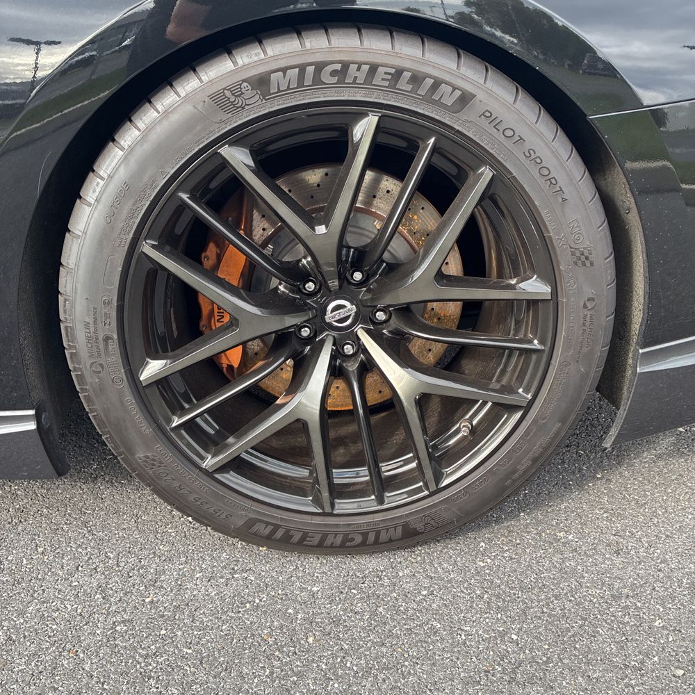 2017 Nissan GT-R Premium