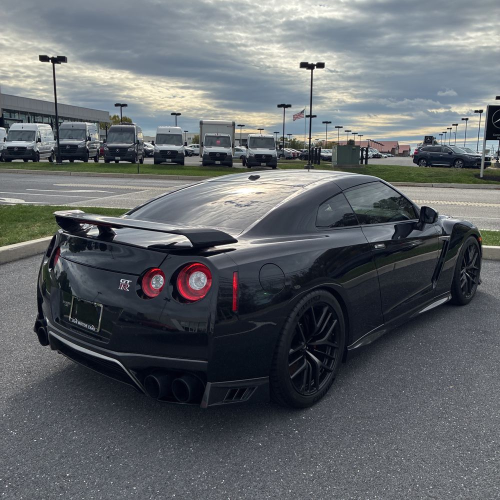 2017 Nissan GT-R Premium