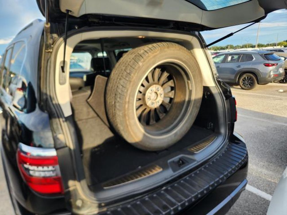 2023 Nissan Armada Platinum