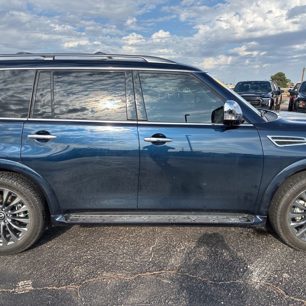 2023 Nissan Armada Platinum