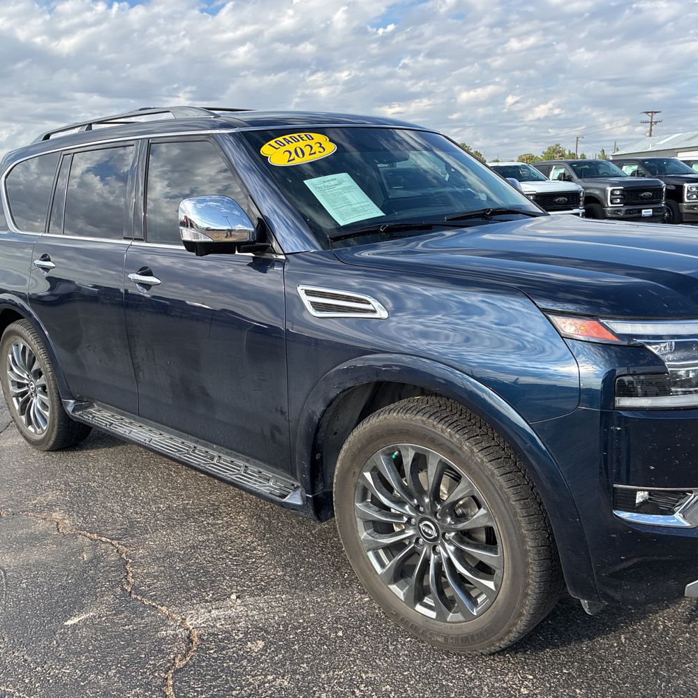 2023 Nissan Armada Platinum