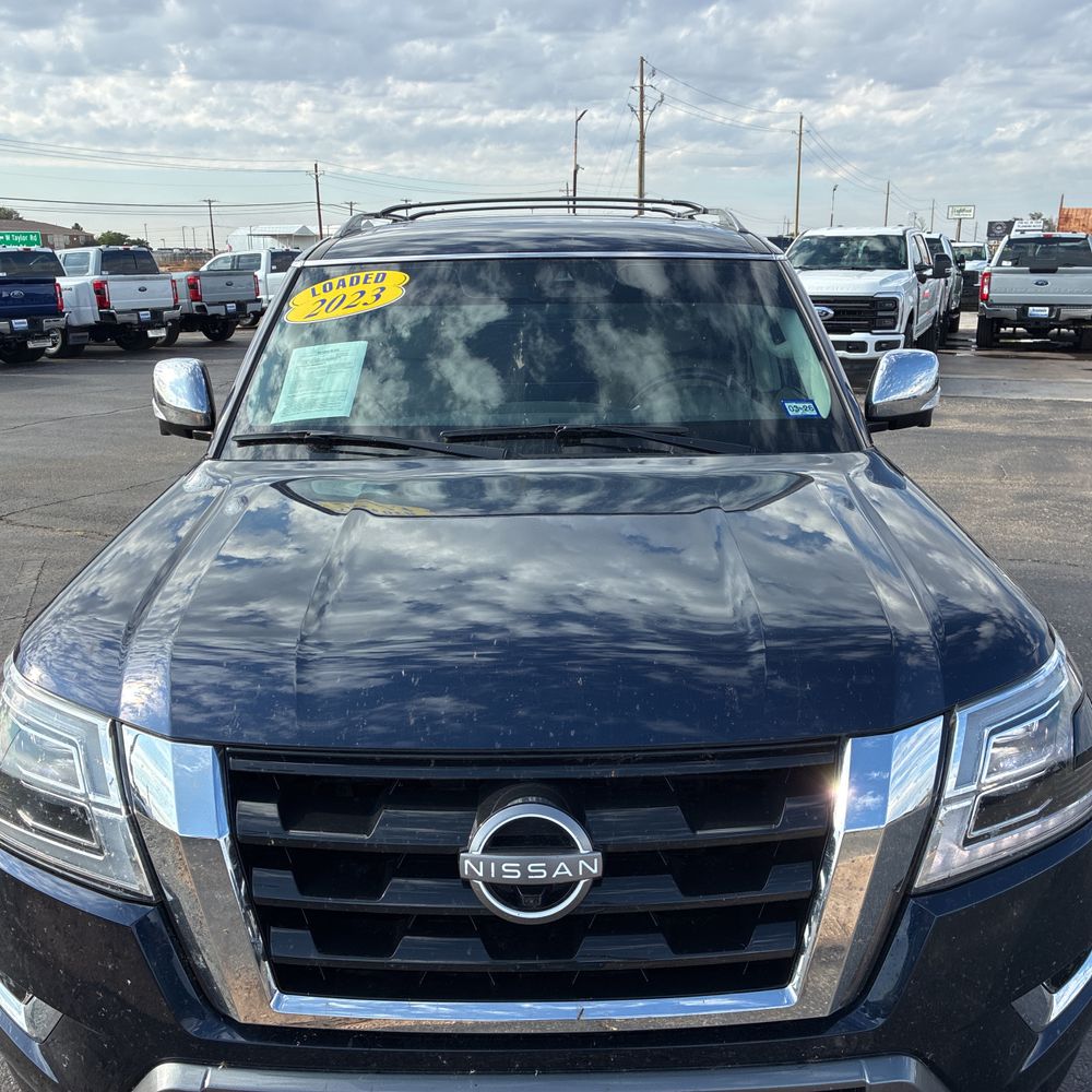 2023 Nissan Armada Platinum
