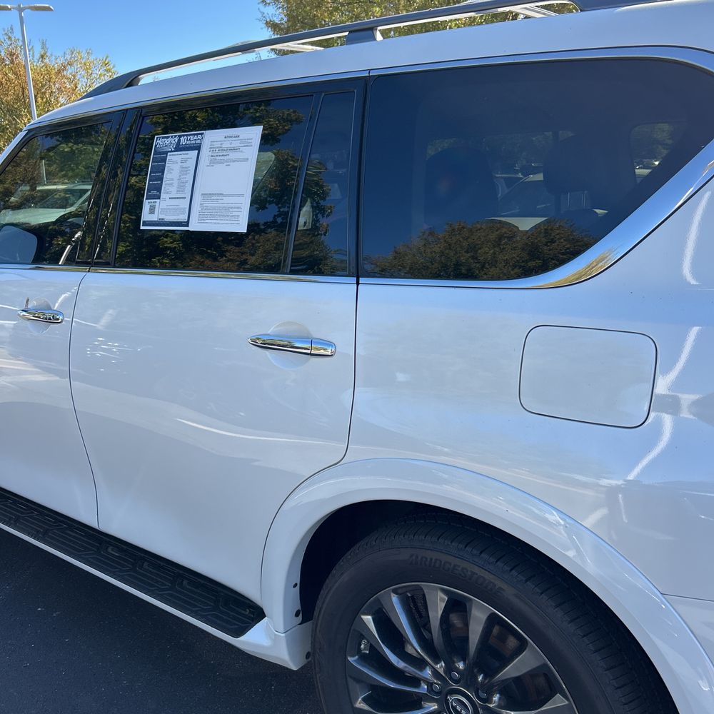 2024 Nissan Armada Platinum