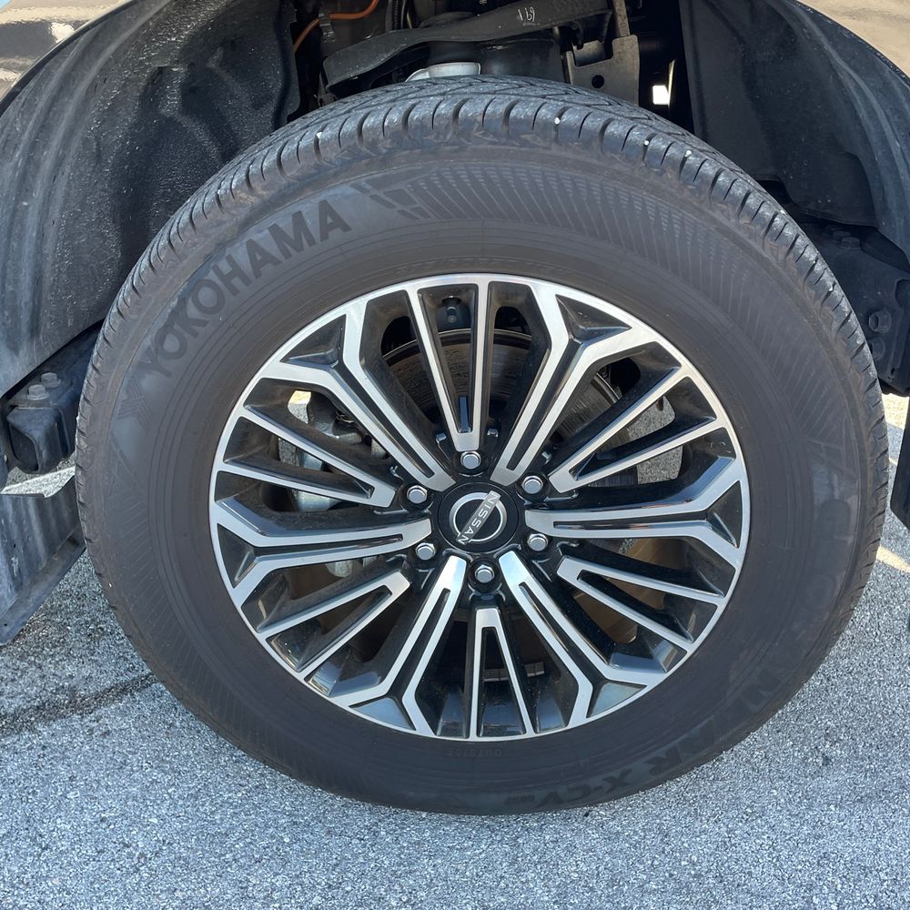2025 Nissan Armada SL