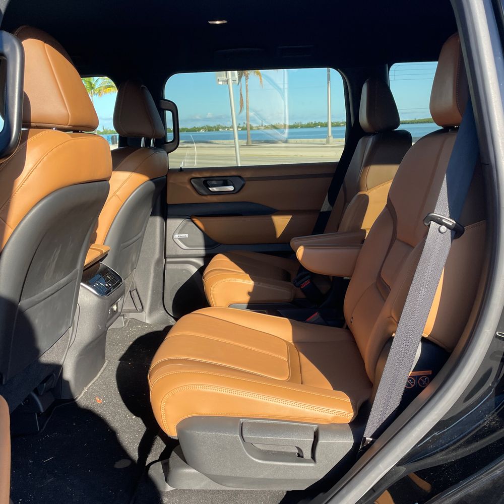 2025 Nissan Armada SL