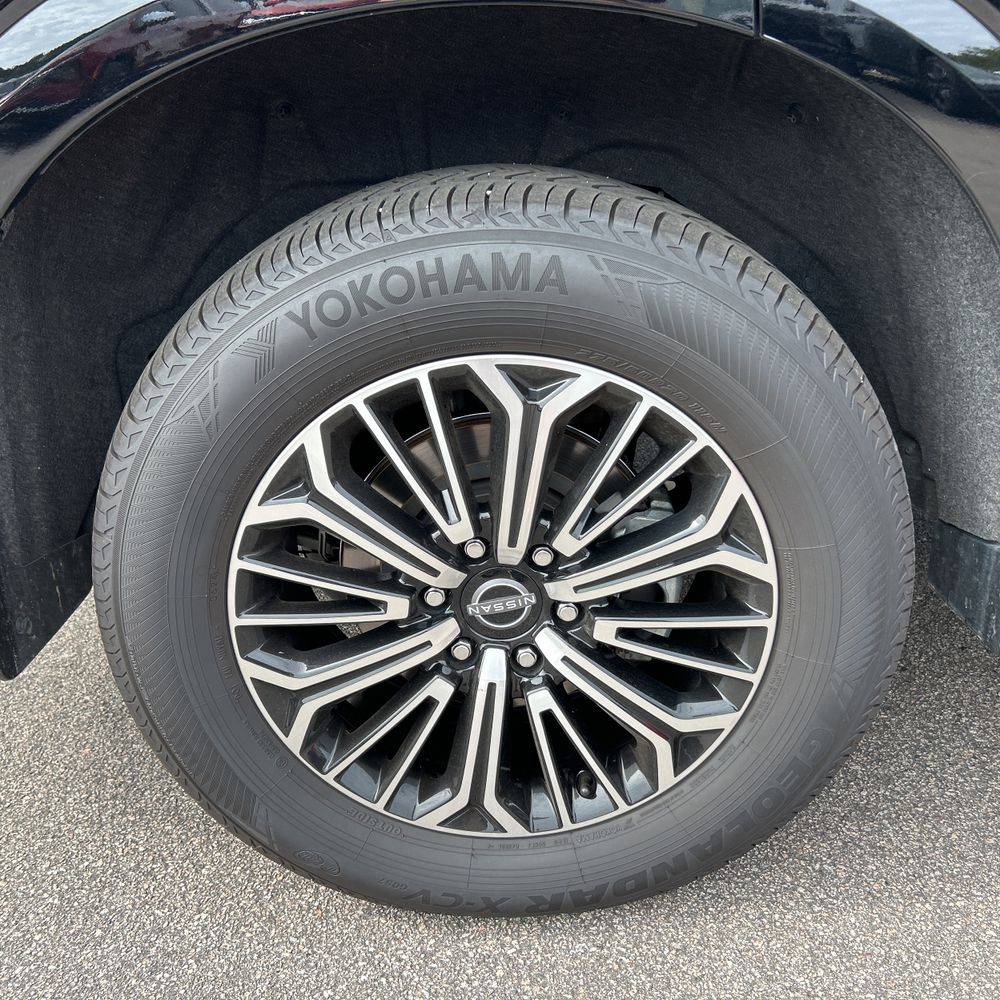 2025 Nissan Armada Platinum