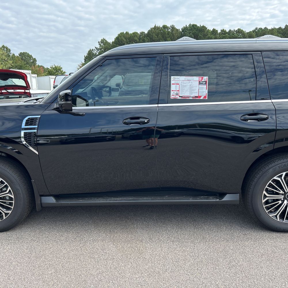2025 Nissan Armada Platinum
