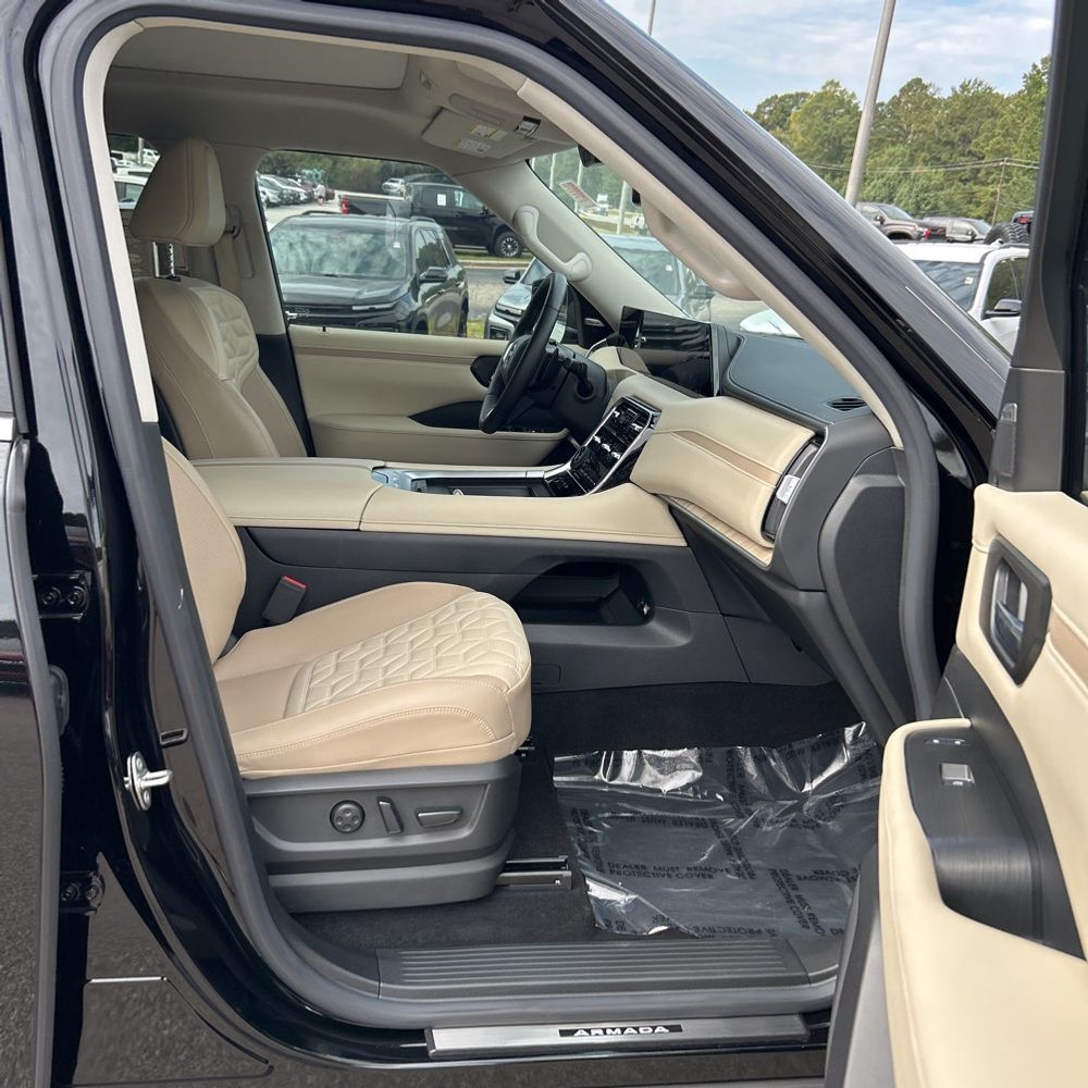 2025 Nissan Armada Platinum