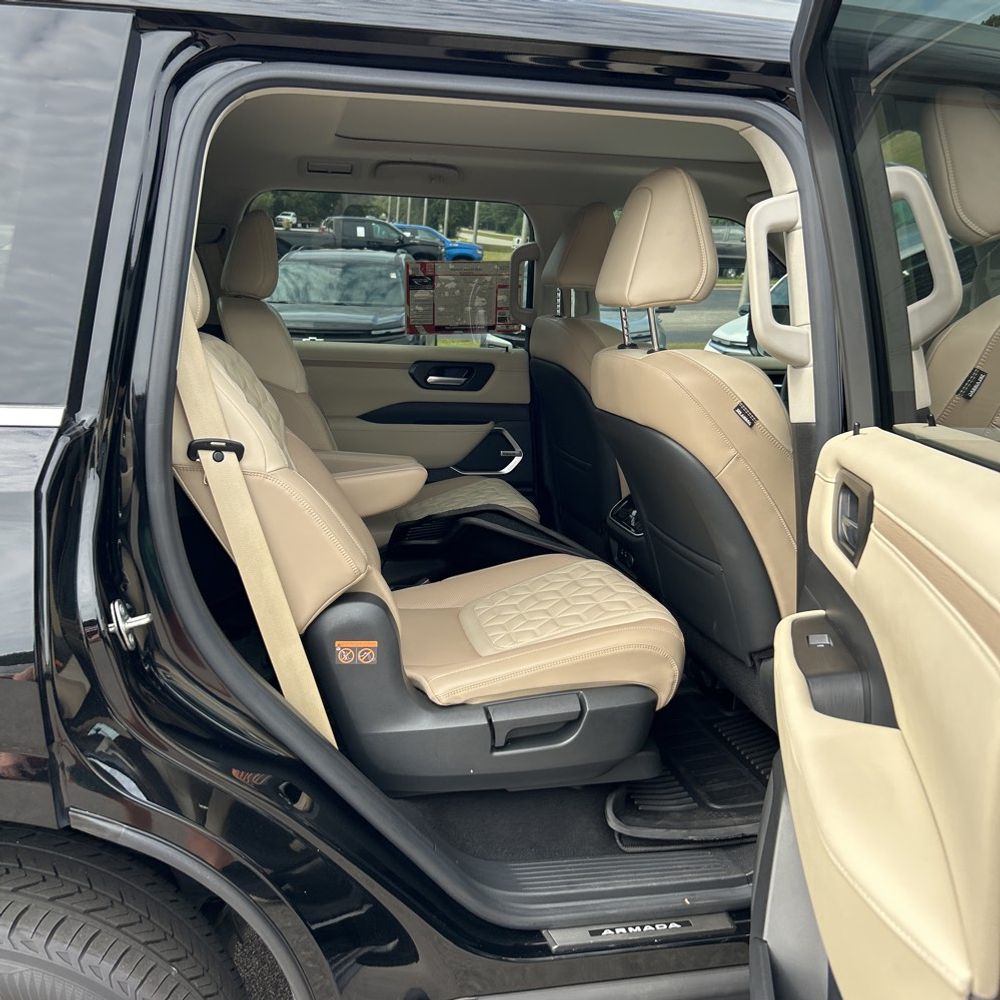 2025 Nissan Armada Platinum