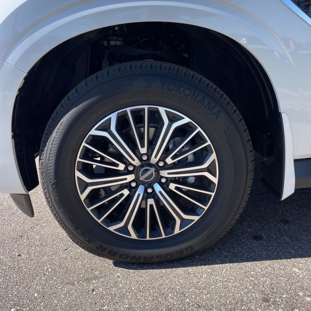 2025 Nissan Armada Platinum