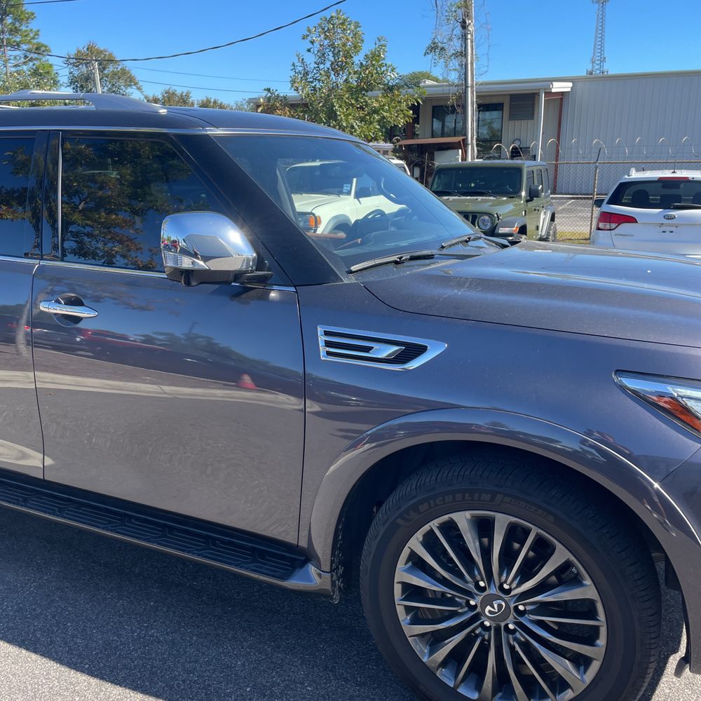 2023 INFINITI QX80 Sensory