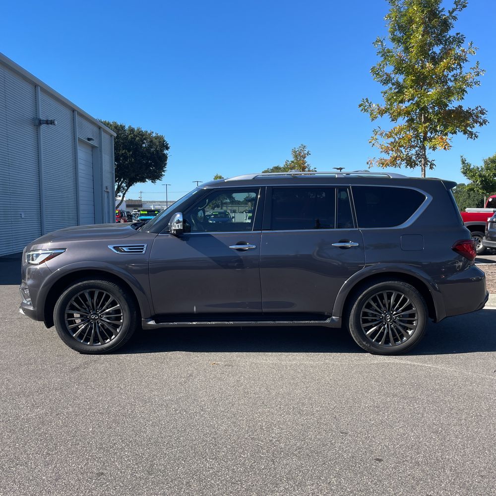 2023 INFINITI QX80 Sensory