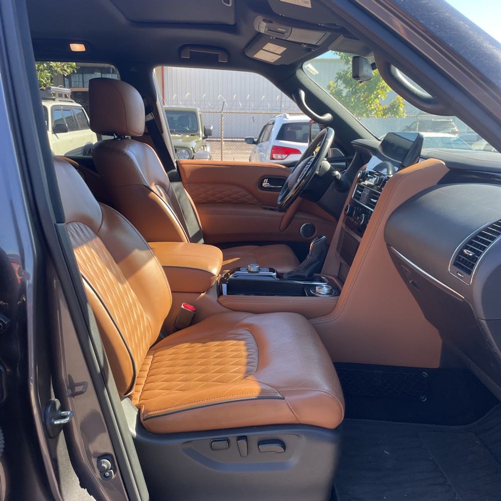 2023 INFINITI QX80 Sensory