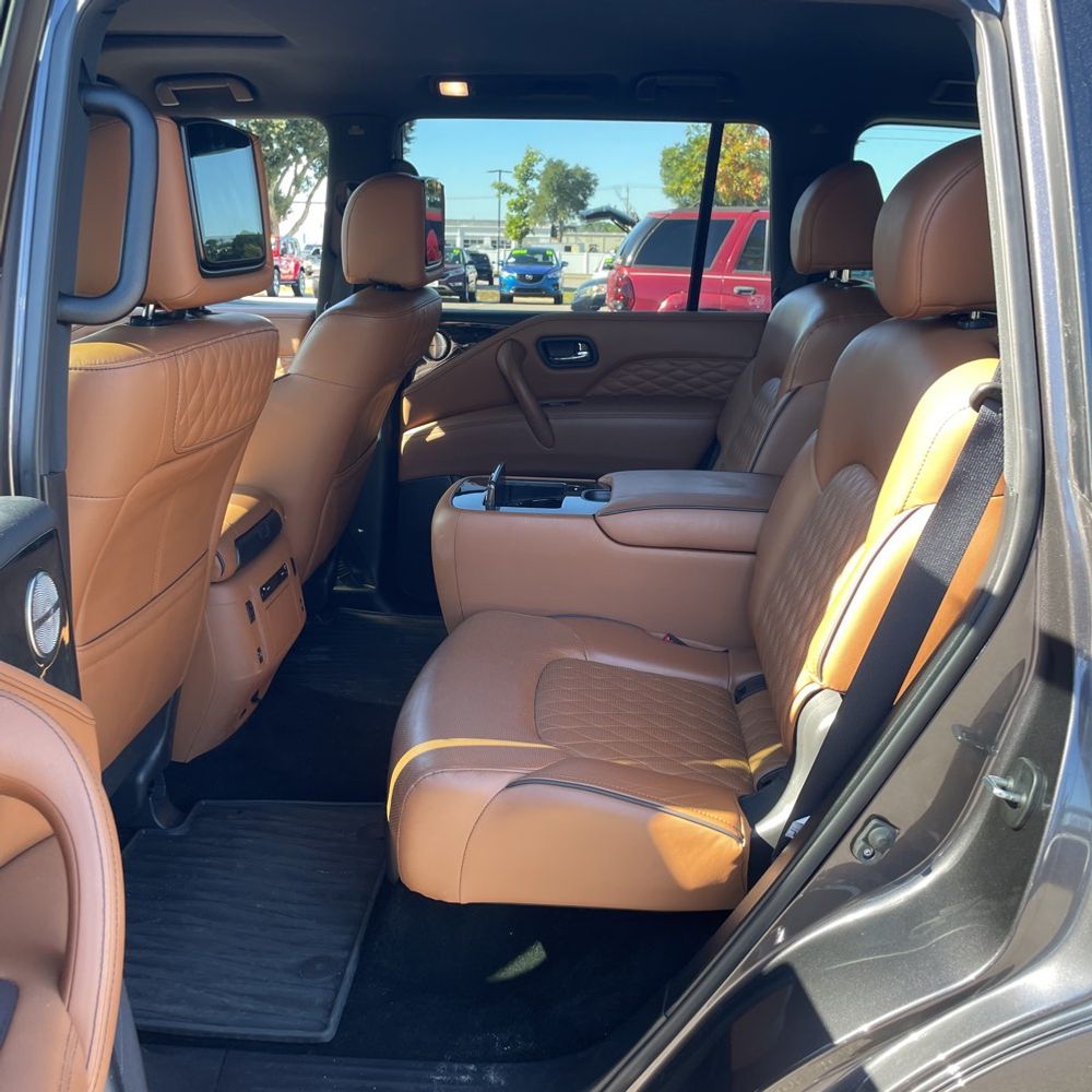 2023 INFINITI QX80 Sensory