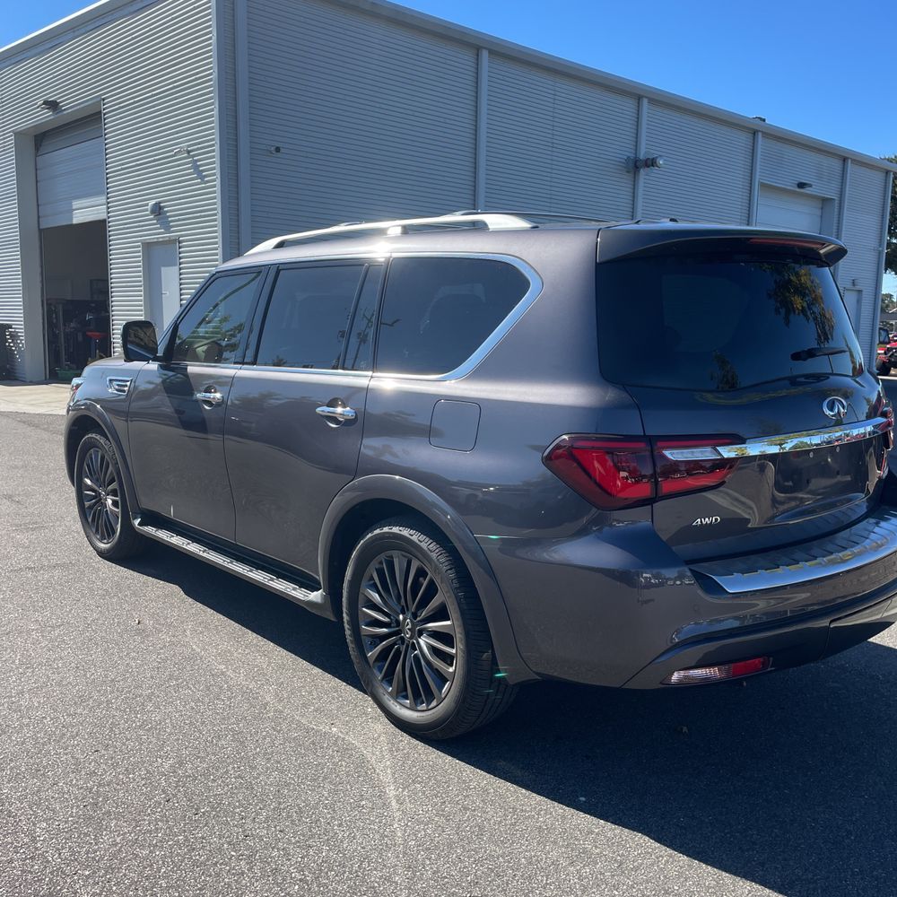 2023 INFINITI QX80 Sensory