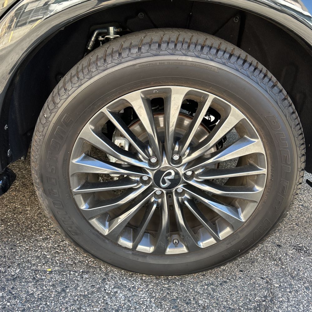 2024 INFINITI QX80 Sensory