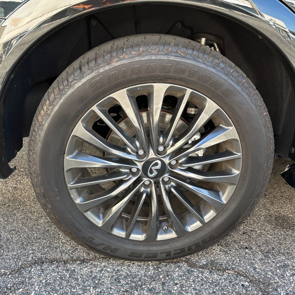 2024 INFINITI QX80 Sensory