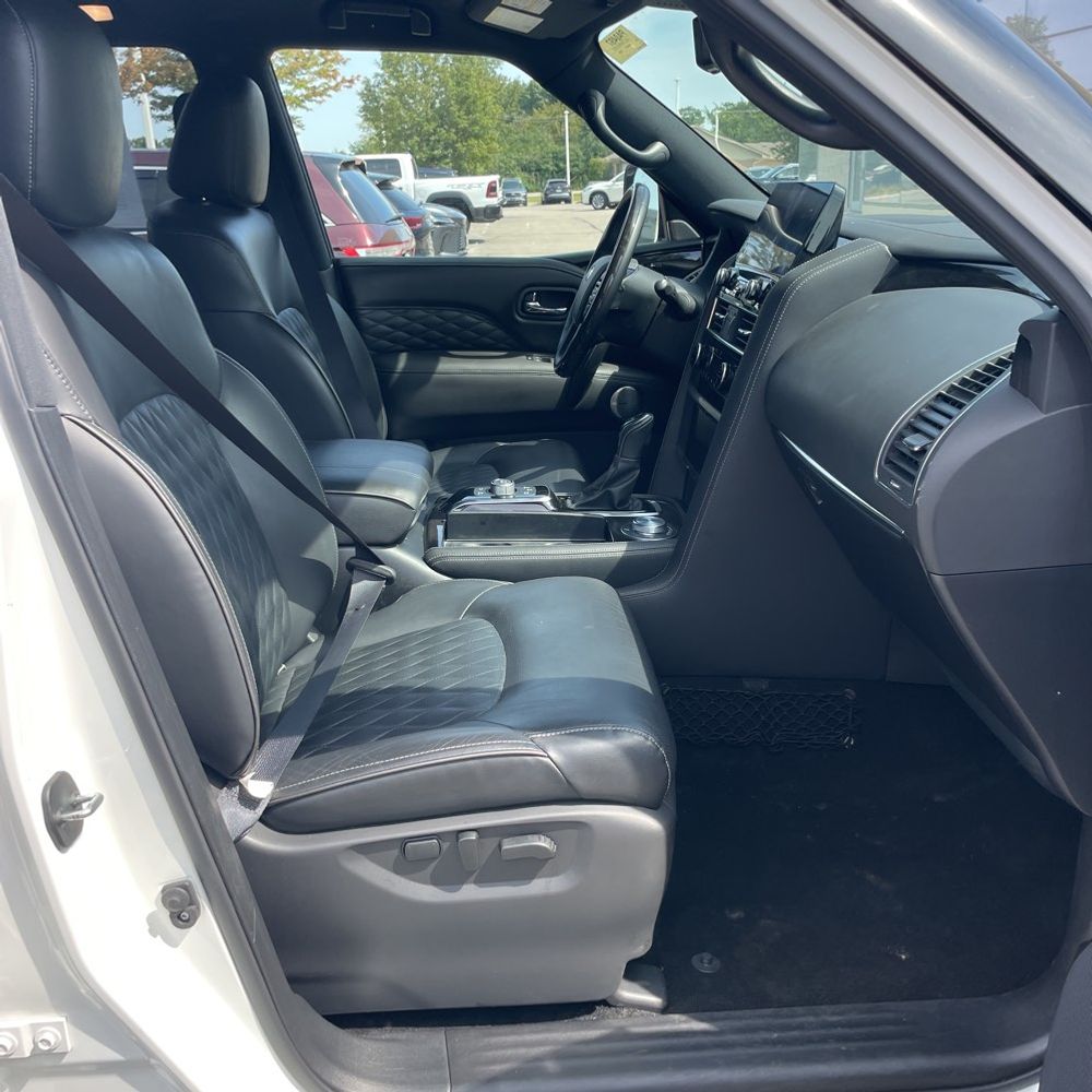 2024 INFINITI QX80 Premium Select