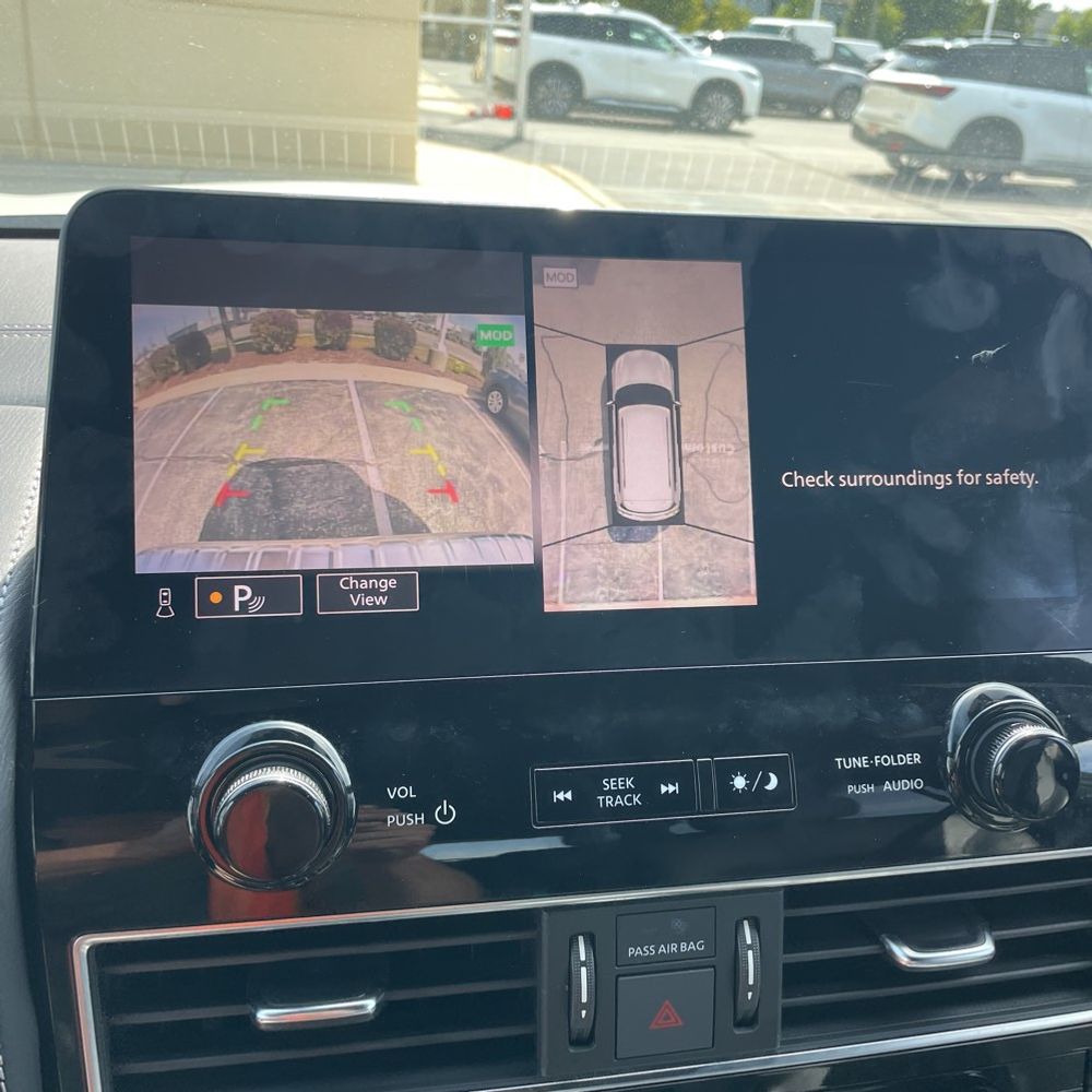 2024 INFINITI QX80 Premium Select