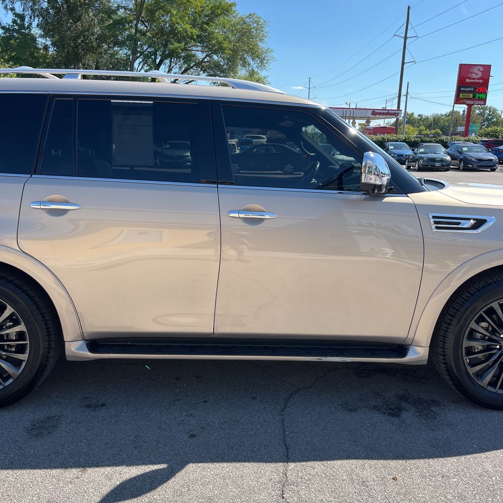 2023 INFINITI QX80 Sensory