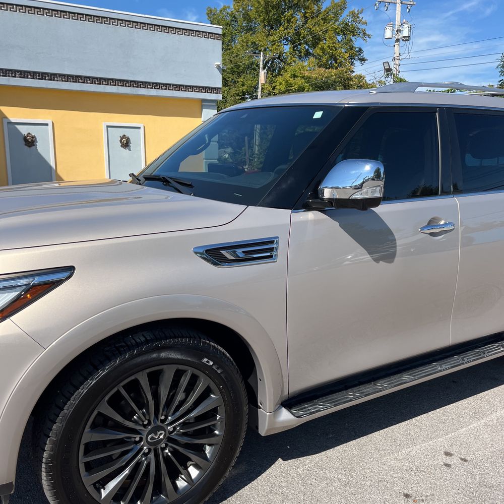 2023 INFINITI QX80 Sensory