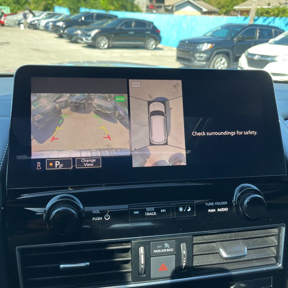 2023 INFINITI QX80 Sensory