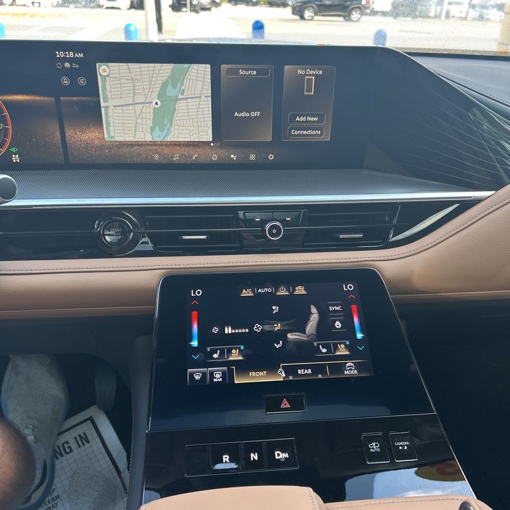 2025 INFINITI QX80 Luxe