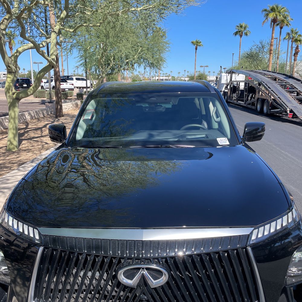 2025 INFINITI QX80 Luxe