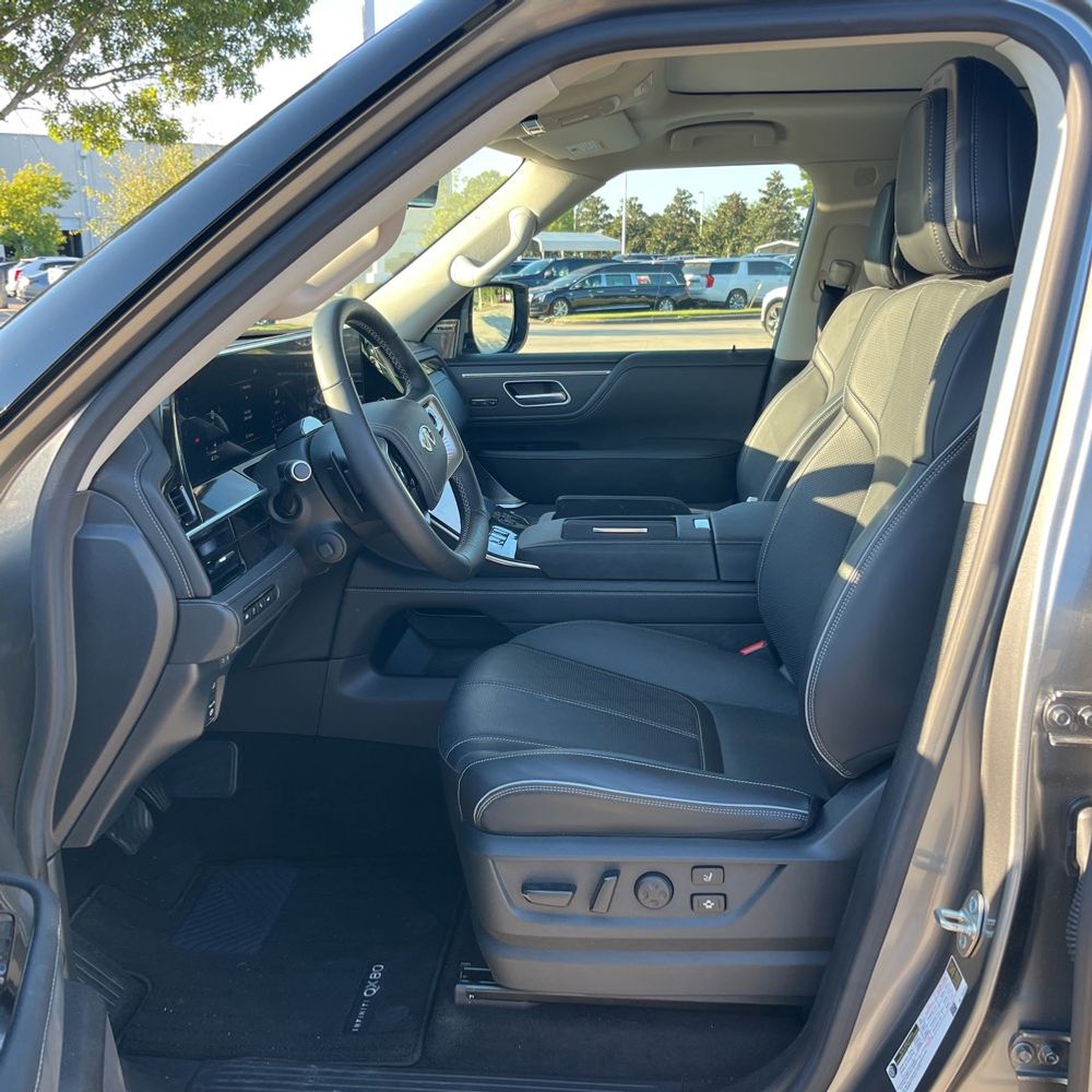 2025 INFINITI QX80 Sensory