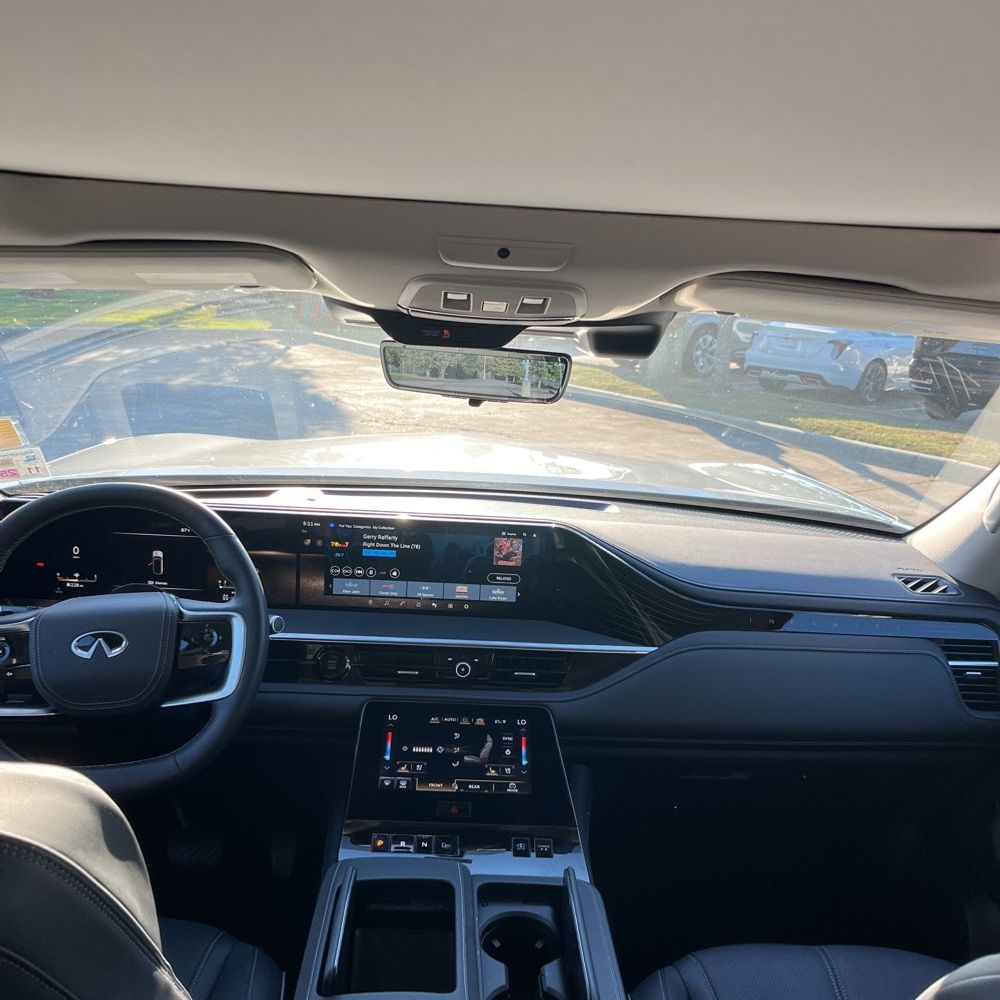 2025 INFINITI QX80 Sensory