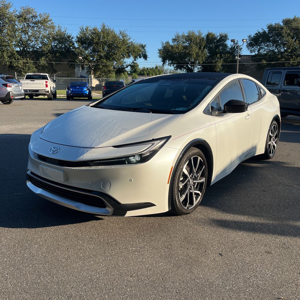 2025 Toyota Prius Plug-in Hybrid XSE Premium