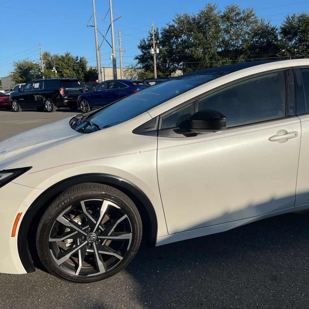 2025 Toyota Prius Plug-in Hybrid XSE Premium