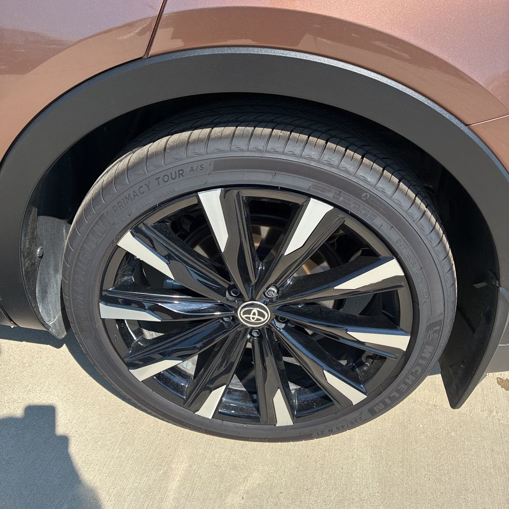 2025 Toyota Crown Platinum