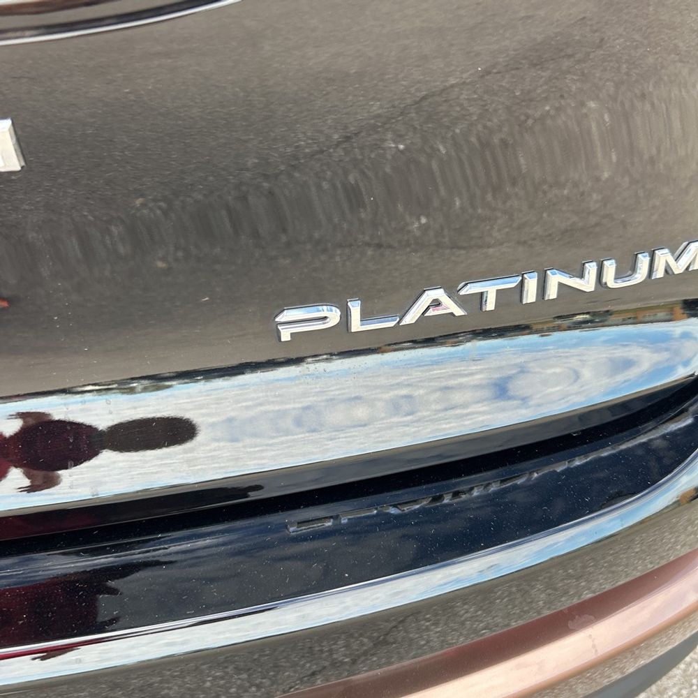 2023 Toyota Crown Platinum