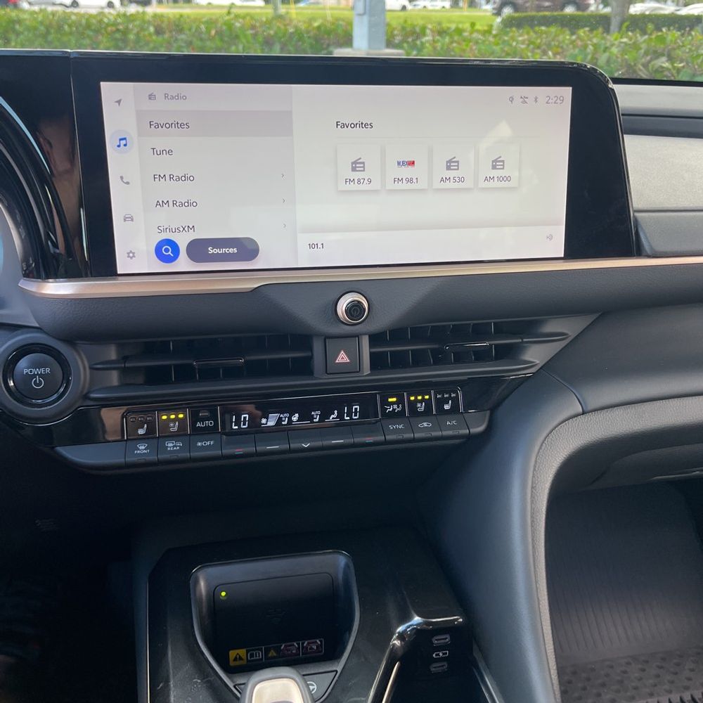 2024 Toyota Crown Platinum