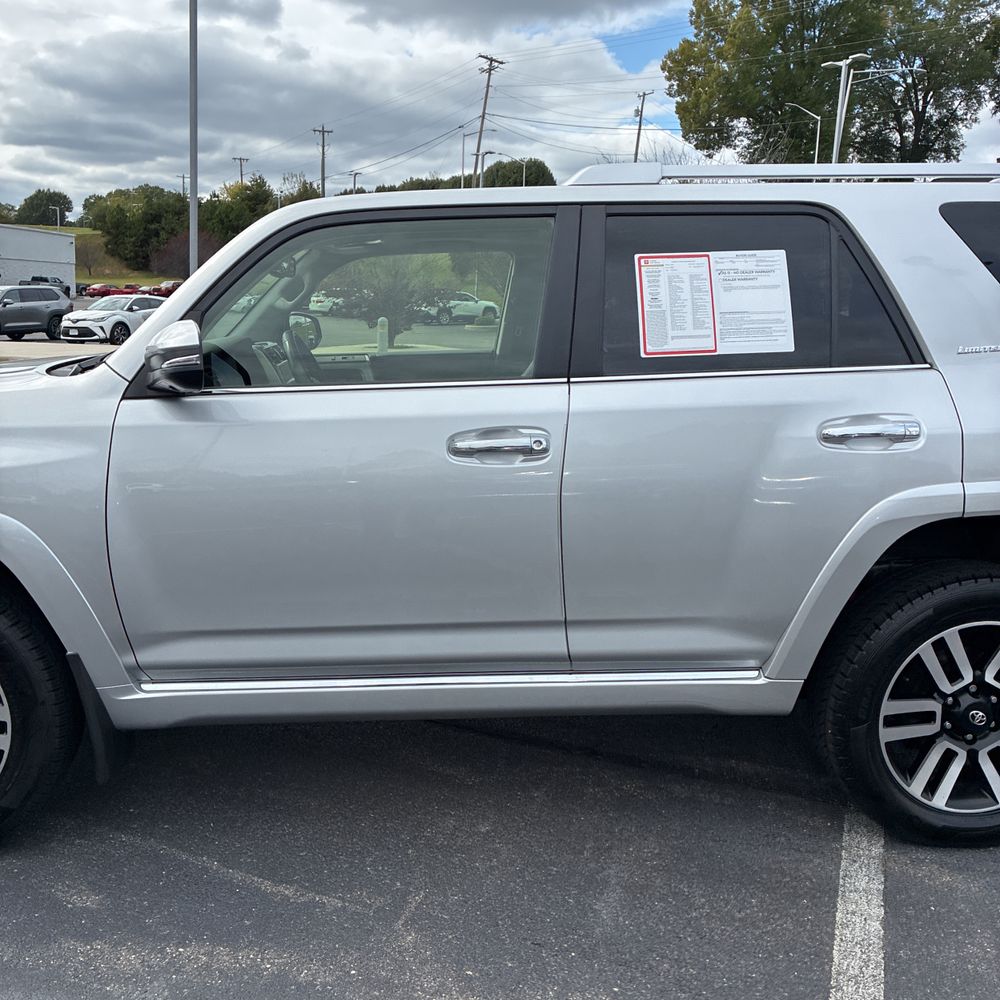 2023 Toyota 4Runner Limited
