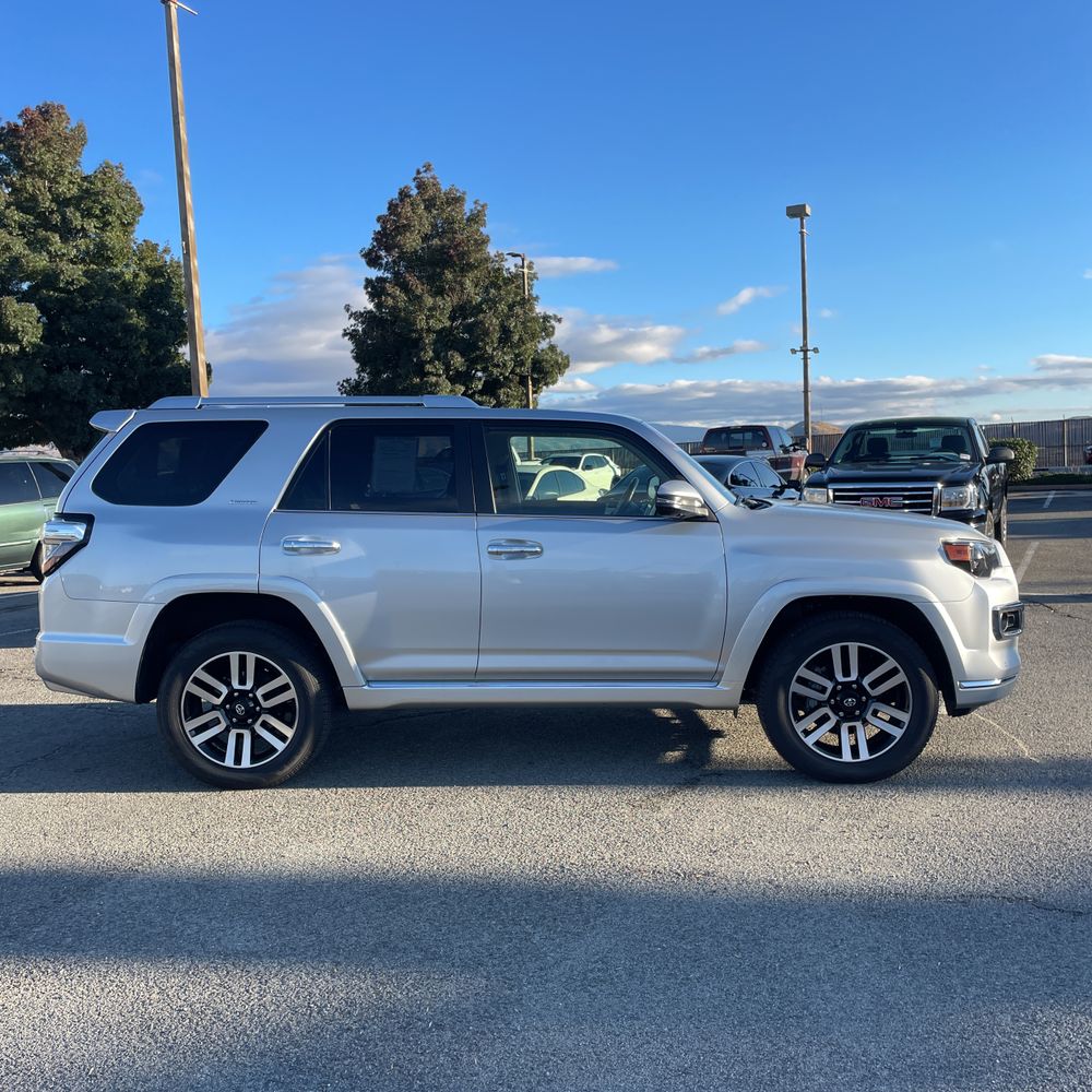 2023 Toyota 4Runner Limited
