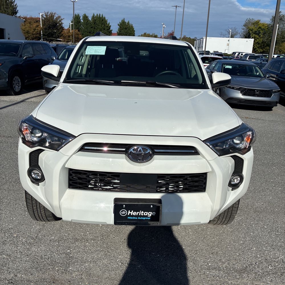 2024 Toyota 4Runner SR5