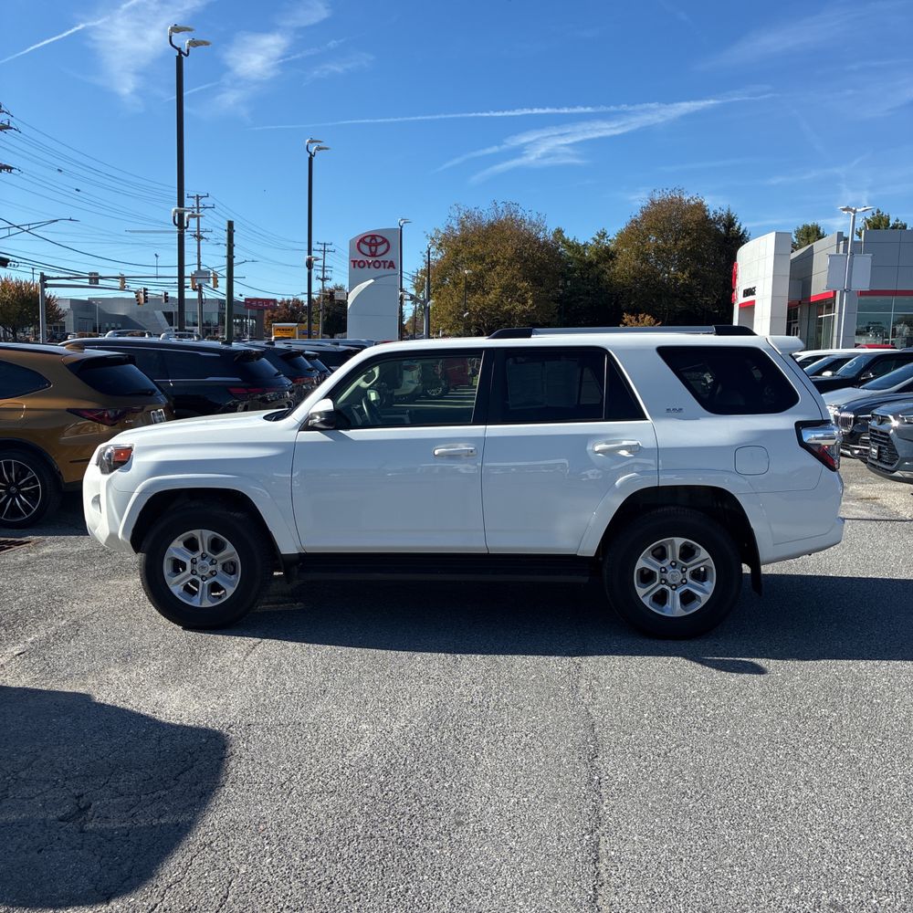 2024 Toyota 4Runner SR5