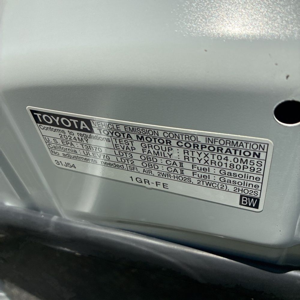 2024 Toyota 4Runner SR5