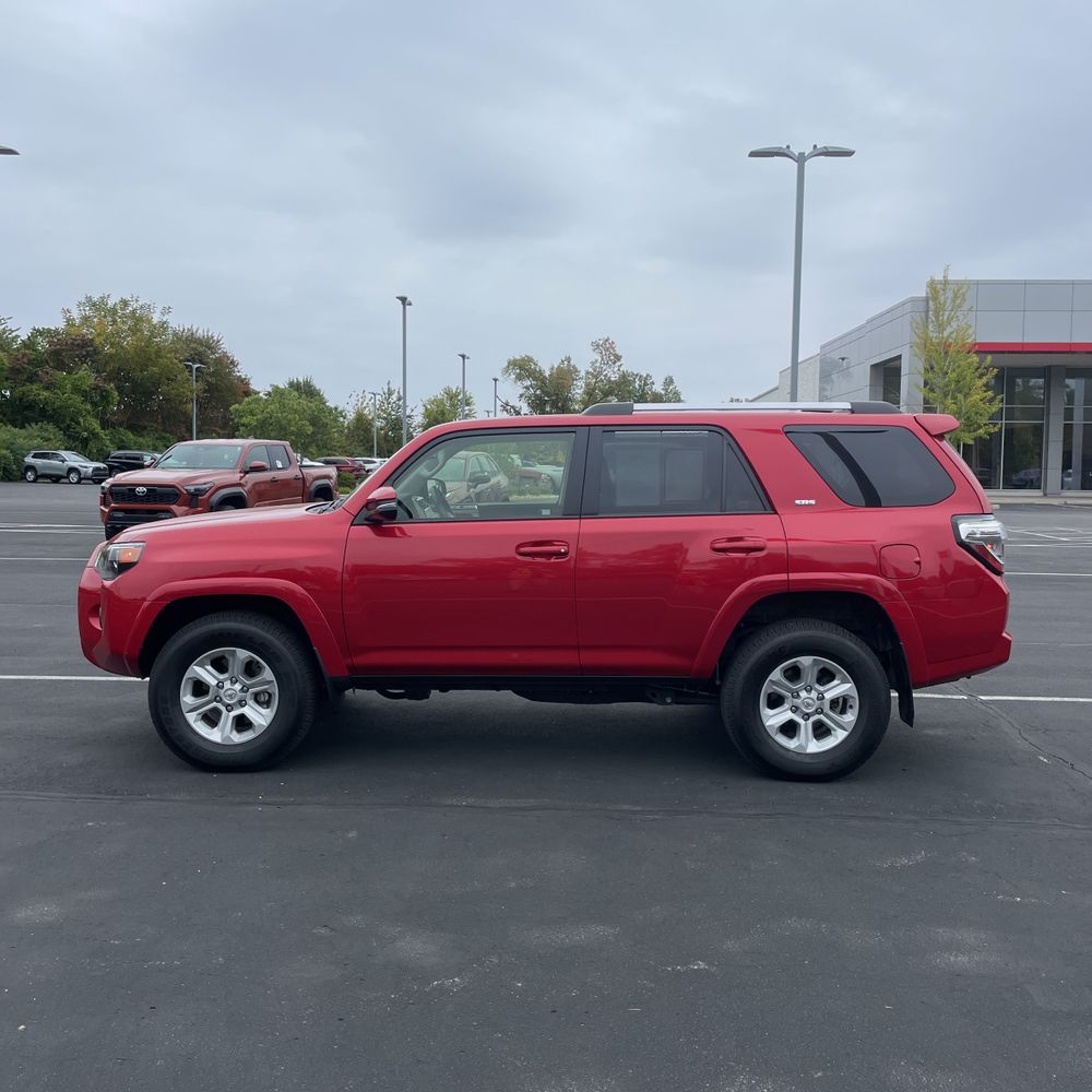2024 Toyota 4Runner SR5 Premium