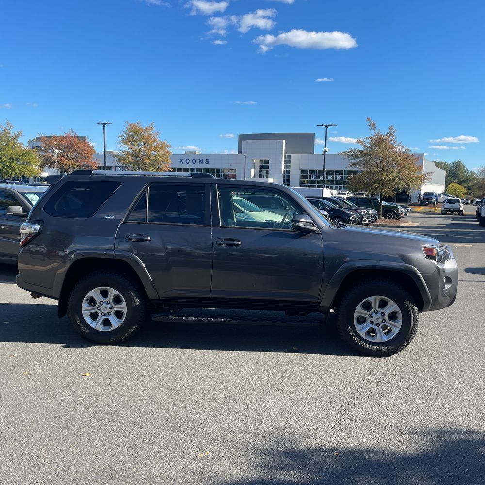 2022 Toyota 4Runner SR5 Premium