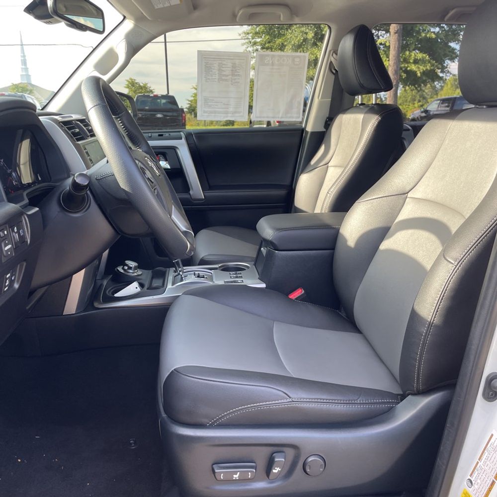 2022 Toyota 4Runner SR5 Premium