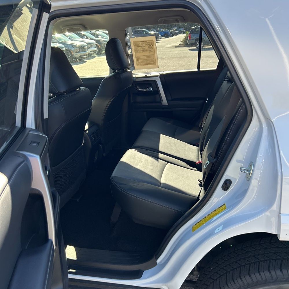 2024 Toyota 4Runner SR5 Premium